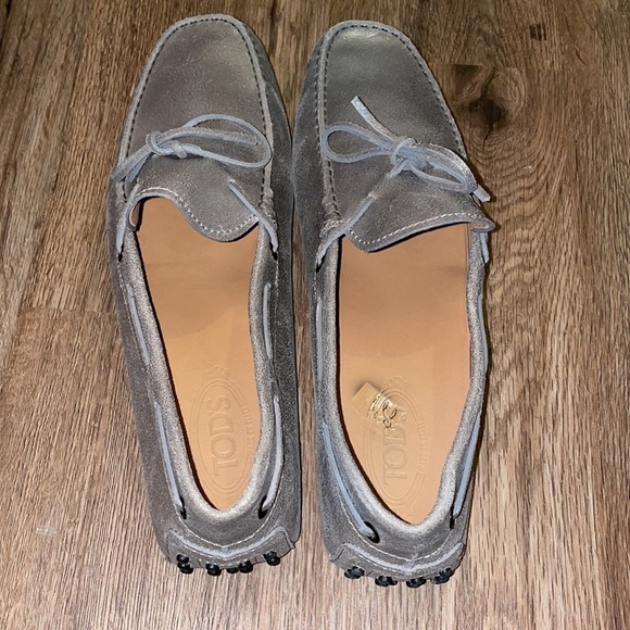 Tod\'s Driving Shoes men’s size - 10.5 main image 4
